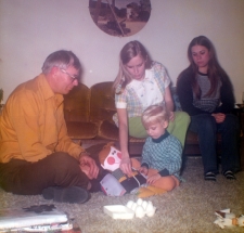 1972-12-Travis-Gramp-Mom-Pat.jpg